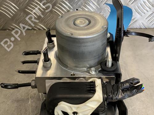 Used ABS pump RENAULT KANGOO / GRAND KANGOO II (KW0/1_) 1.5 dCi 85 (KW0K, KW0L, KW0B) (86 hp) 22094074