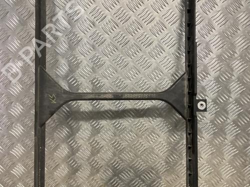 Frontplade/Frontkurv NISSAN LEAF (ZE0) Electric (109 hp) 22097827