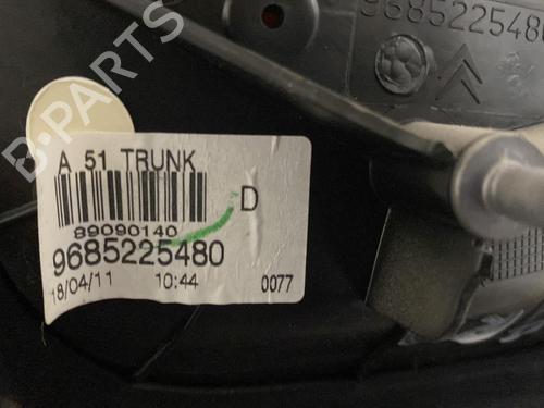 Used Right tailgate light Right tailgate light CITROËN C3 II (SC_) 1.1 i (60 hp) 20345661 20345661