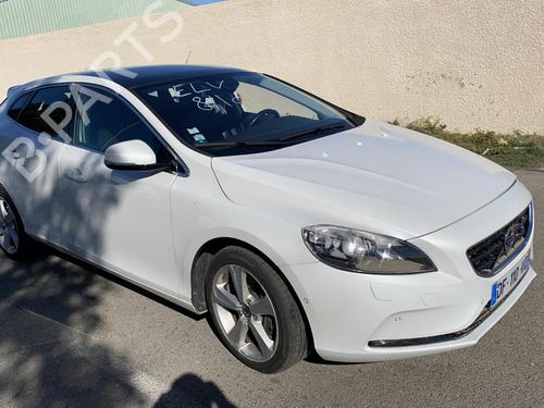 Used Parts VOLVO V40 Hatchback (525) D3 1873440