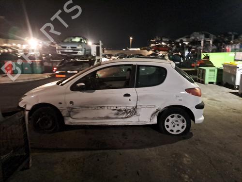 Brugte PEUGEOT 206 Hatchback (2A/C) 1.4 i (75 hp) 4405737