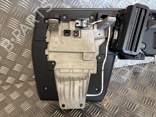 Used Display monitor Display monitor RENAULT AUSTRAL E-TECH 200 Hybrid (HGM2) (199 hp) 31329122 31329122