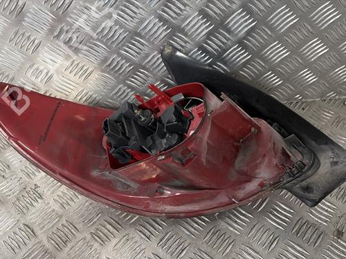 Lampa tylna prawa PEUGEOT 206 Hatchback (2A/C) 1.4 HDi eco 70 | BP29895796C35