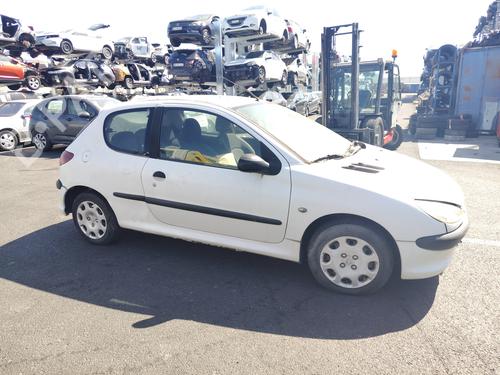 Used Parts PEUGEOT 206 Hatchback (2A/C)  1.4 HDi eco 70  4634906