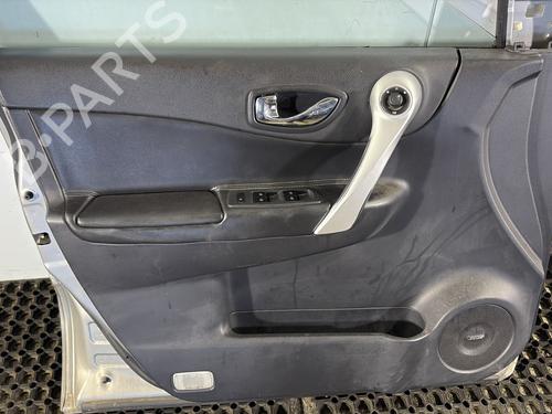 Left front door RENAULT KOLEOS I (HY_) 2.0 dCi 4x4 (HY0K) | BP30931935C2
