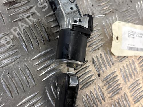 Used Ignition barrel Ignition barrel 37007981 37007981