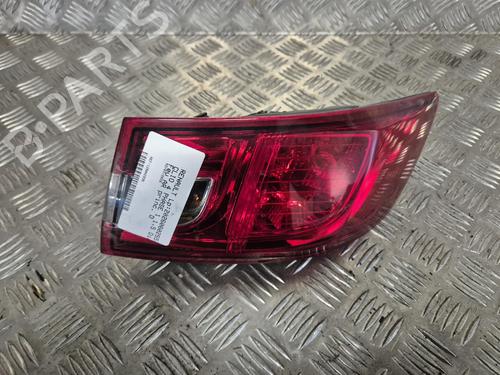 right-taillight-renault-clio-iv-bh_-2012-2013-2014-2015-2016-2017-2018-2019-2020-2021-37021866 main image