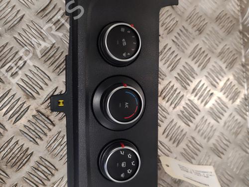 BP29040036I5 main image