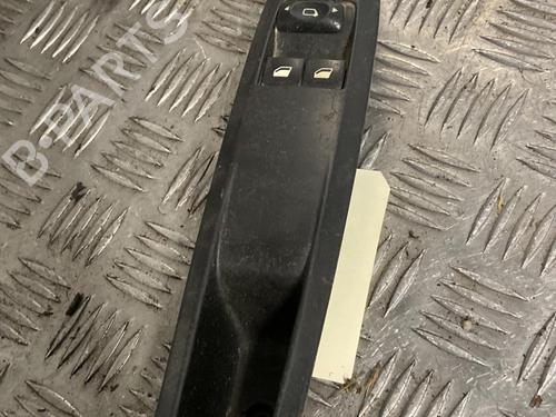 Used Left front window switch CITROËN DS4 (NX_) 1.6 HDi 110 (112 hp) 22095556