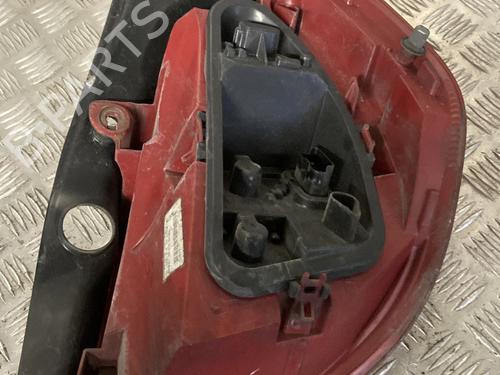 Used Left taillight Left taillight RENAULT CLIO III Hatchback Van (SB_, SR_) [2005-2026] 33566009 33566009