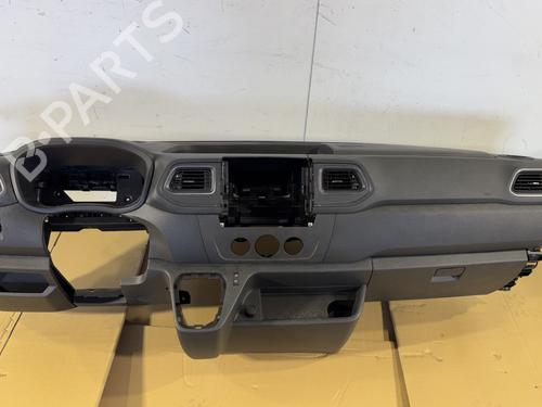 Used Dashboard RENAULT MASTER III Van (FV) 2.3 dCi 125 FWD (FV0C, FV0D, FV0G, FV0H, FV0J, FV0K,... (125 hp) 31290576
