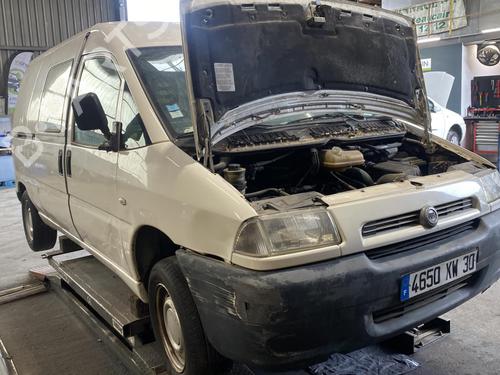 Right front indicator FIAT SCUDO Van (220_) 2.0 JTD | BP22094551C33 