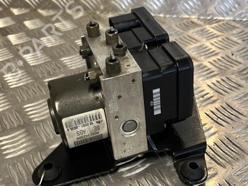 Used ABS pump PEUGEOT 206 Hatchback (2A/C) 1.4 HDi eco 70 (68 hp) 27817972