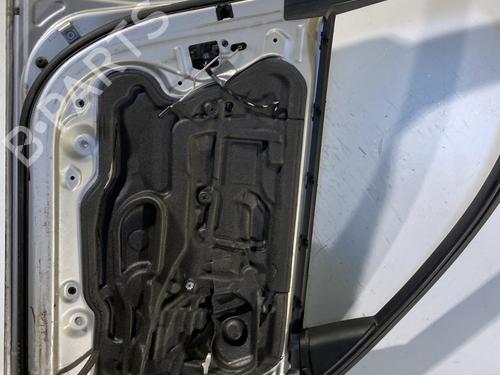 left-front-door-bmw-3-e90-2004-2005-2006-2007-2008-2009-2010-2011-2012-33875933 main image