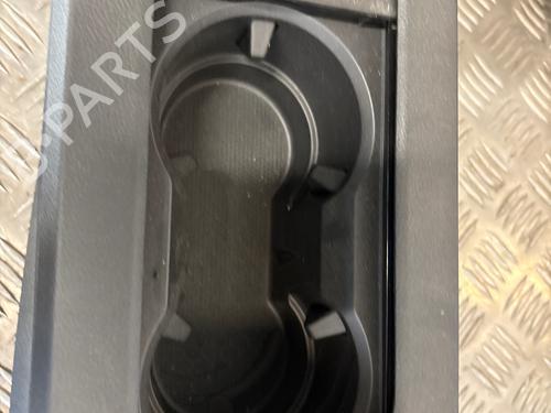 Armrest / Center console RENAULT CLIO V (B7_) 1.6 E-TECH 140 (B7MU) | BP37629557I20 - Image 4