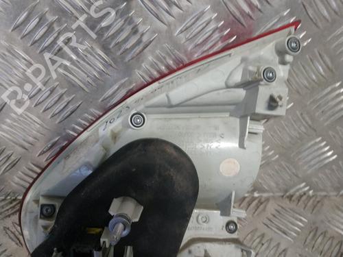 left-tailgate-light-peugeot-2008-i-cu_-2013-32060885 main image