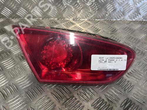 Used Left tailgate light SEAT LEON (1P1) 1.4 TSI (125 hp) 30124563