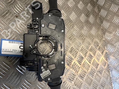 Steering column stalk RENAULT CLIO V (B7_) 1.5 Blue dCi 85 (B7AG) | BP37528651I23 - Image 1