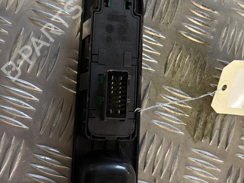 Used Left front window switch PEUGEOT 207 (WA_, WC_) 1.4 HDi (68 hp) 31134252