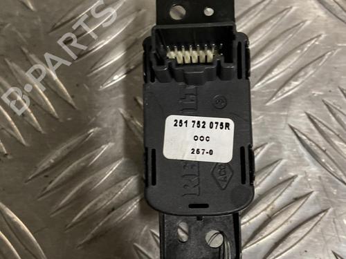 Used Switch Switch RENAULT ZOE (BFM_) ZOE (BFMC, BFMD) (136 hp) 22094998 22094998
