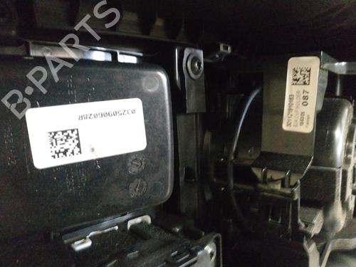 Armrest / Center console RENAULT CLIO V (B7_) 1.0 TCe 90 (B7MT) | BP30497724I20