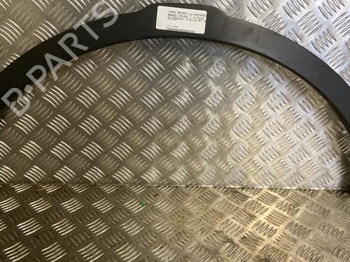 Used Front right wheel arch trim LAND ROVER RANGE ROVER EVOQUE (L538) 2.2 D 4x4 (150 hp) 32331695