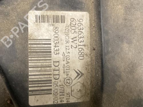 Right headlight CITROËN SAXO (S0, S1) 1.1 X, SX | BP31598910C29