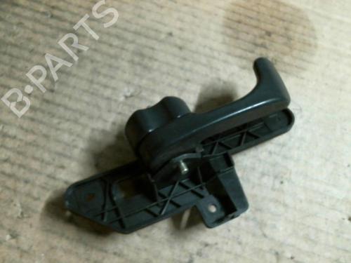 Used Front left interior door handle ALFA ROMEO 145 (930_) 1.9 TD (930.A4) (90 hp) 22030433
