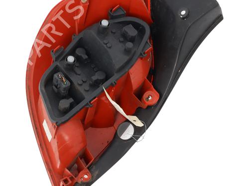 Used Right taillight Right taillight RENAULT CLIO III (BR0/1, CR0/1) 1.6 16V (BR05, BR0B, BR0Y, BR15, BR1J, BR1M, BR1Y, CR0B,... (112 hp) 20944262 20944262