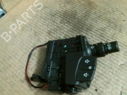 Used Steering column stalk RENAULT SCÉNIC II (JM0/1_) 1.5 dCi (JM1E, JM16) (106 hp) 20949913