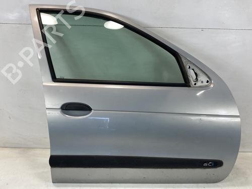 Used Right front door RENAULT MEGANE I Classic (LA0/1_) 1.9 dCi (LA05, LA1F) (102 hp) 25931938