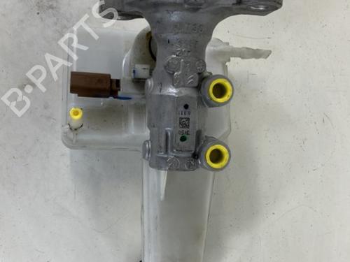 Used Brake master cylinder Brake master cylinder PEUGEOT 208 II (UB_, UP_, UW_, UJ_) 1.5 BlueHDI 100 (102 hp) 20950556 20950556