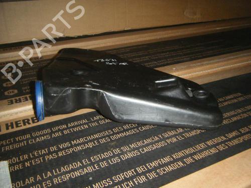 Used Windscreen washer tank PEUGEOT 205 II (20A/C) 1.4 (75 hp) 22020597