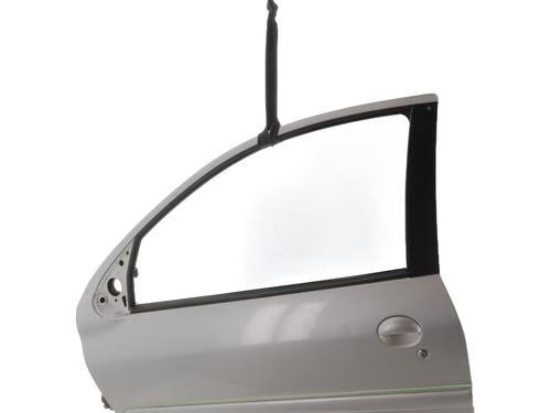 Used Left front door PEUGEOT 206 Hatchback (2A/C) 1.4 HDi eco 70 (68 hp) 30704935