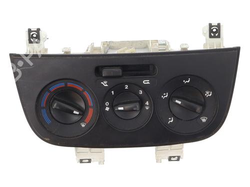AC Styreenhet / Manøvreringsenhet FIAT FIORINO Box Body/MPV (225_) 1.3 D Multijet (225BXD1A, 225BXB1A, 225BXB11) (75 hp) 26168254