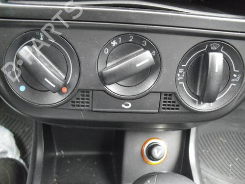 AC Styreenhet / Manøvreringsenhet VW FOX Hatchback (5Z1, 5Z3, 5Z4) 1.2 | BP20960364I5 