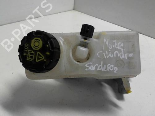 Used Brake master cylinder Brake master cylinder DACIA SANDERO II TCe 90 (B8M1, B8MA, B8AC) (90 hp) 20953704 20953704