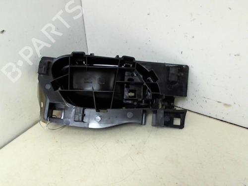 Used Front left interior door handle Front left interior door handle FIAT SCUDO Van (270_, 272_) 1.6 D Multijet (90 hp) 20945416 20945416