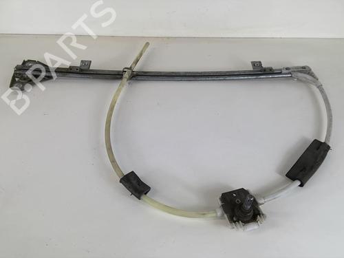 Used Front left window mechanism Front left window mechanism RENAULT MASTER II Bus (JD) 2.5 D (JD1A, JD0E, JD0A, JD1E) (80 hp) 20964452 20964452