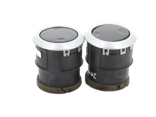 Used Air vent JEEP WRANGLER III (JK) 2.8 CRD (177 hp) 30079356