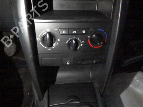 Used Climate control PEUGEOT 207 (WA_, WC_) 1.4 HDi (68 hp) 20970423