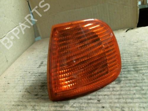 Used Left front indicator VW CADDY II Box Body/MPV (9K9A) 1.9 SDI (64 hp) 20949797