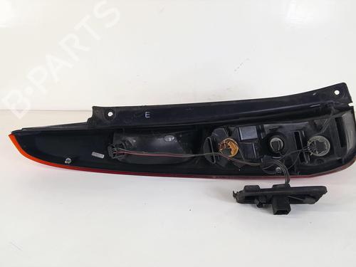 Used Right taillight FORD FIESTA V (JH_, JD_) 1.4 TDCi (68 hp) 20952997