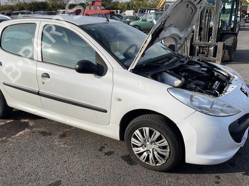 Fuse box PEUGEOT 206+ (2L_, 2M_) 1.1 | BP23104285E1  - Image 6