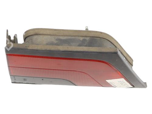 Used Left tailgate light Left tailgate light 20942729 20942729