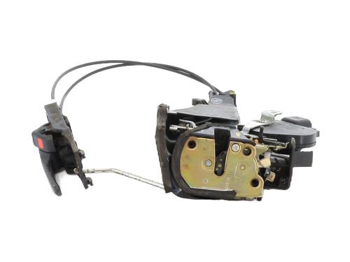 Used Rear left lock TOYOTA RAV 4 II (_A2_) 2.0 D 4WD (CLA20_, CLA21_, CLA20R, CLA21R) (116 hp) 22030079