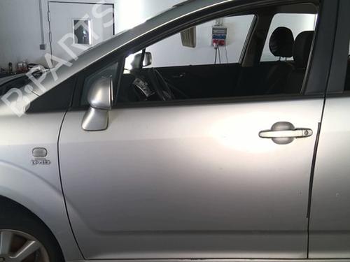 Used Left front door TOYOTA COROLLA Verso (ZER_, ZZE12_, R1_) 2.0 D-4D (CUR10_, CUR10R) (116 hp) 26908948