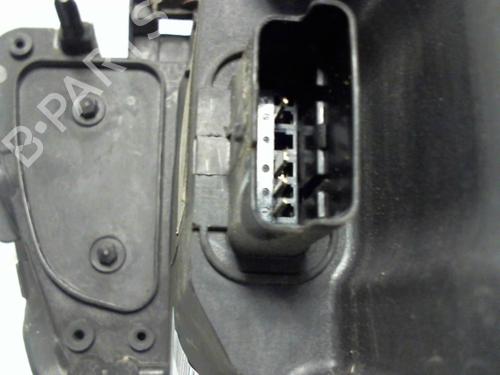 Faro izquierdo RENAULT MODUS / GRAND MODUS (F/JP0_) 1.5 dCi (FP0D, JP0D) (82 hp) 22023287