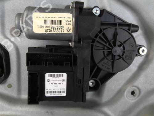 Used Front right window mechanism Front right window mechanism VW TOURAN (1T1, 1T2) 1.4 TSI (140 hp) 20968825 20968825