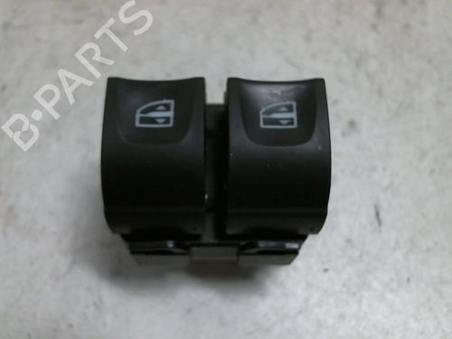 Fensterheberschalter links vorne für RENAULT CLIO IV (BH_) 0.9 TCe 90 (BHNF, BHMA, BHMH, BHJK, BHJR) (90 hp) 20939013